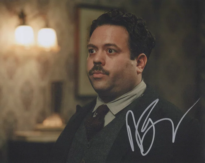 Dan Fogler autograph