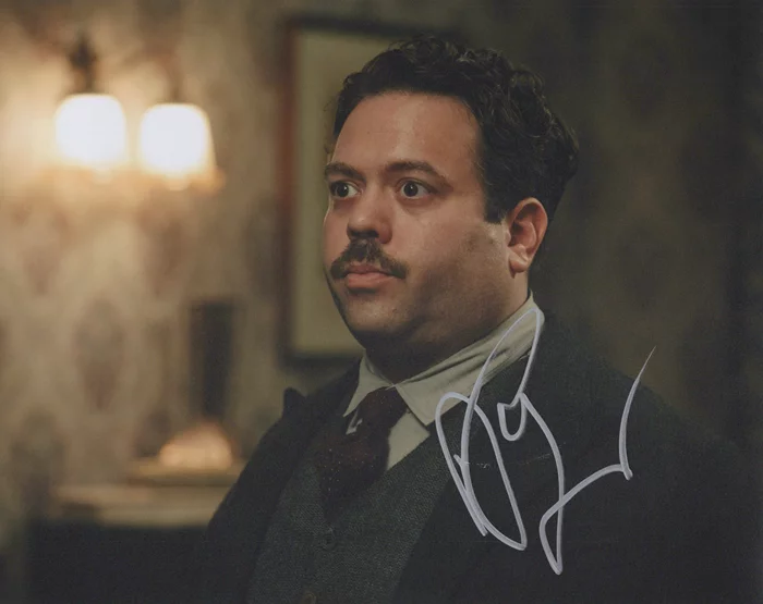 Dan Fogler autograph