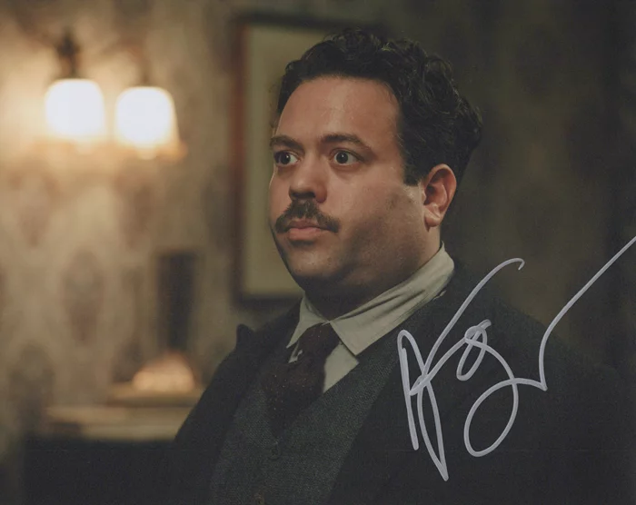 Dan Fogler autograph