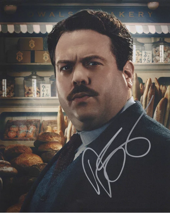 Dan Fogler autograph