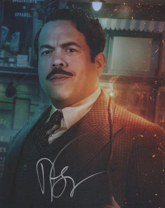 Dan Fogler autograph