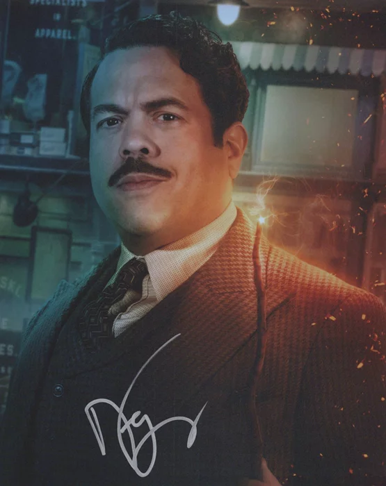 Dan Fogler autograph
