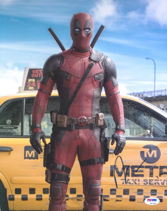 Ryan Reynolds autograph