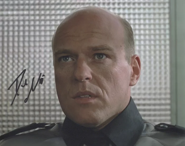 Dean Norris autograph