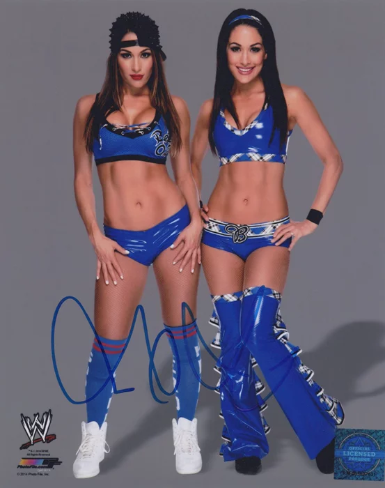 The Bella Twins autograph