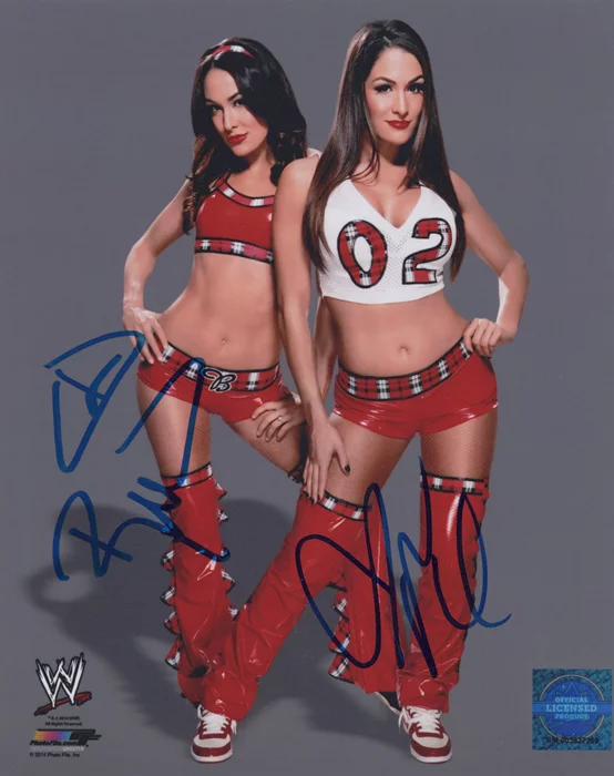 The Bella Twins autograph