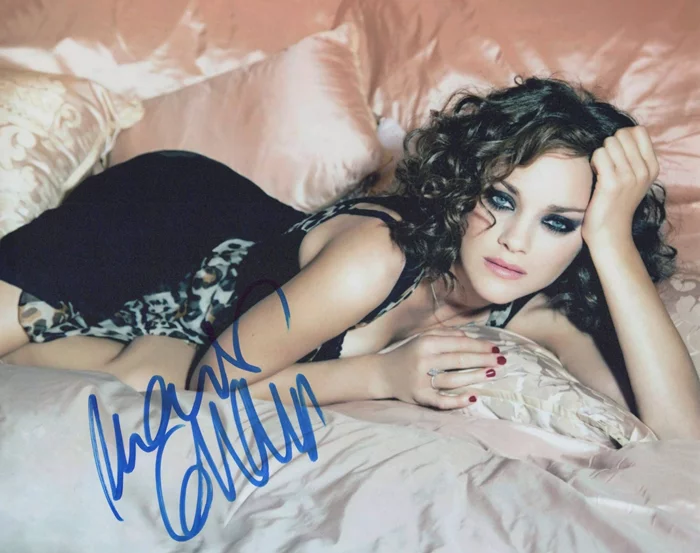 Marion Cotillard autograph