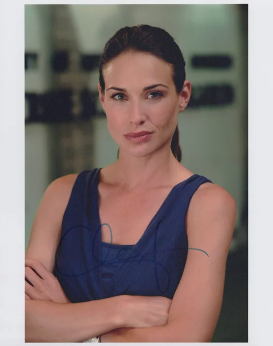 Claire Forlani autograph