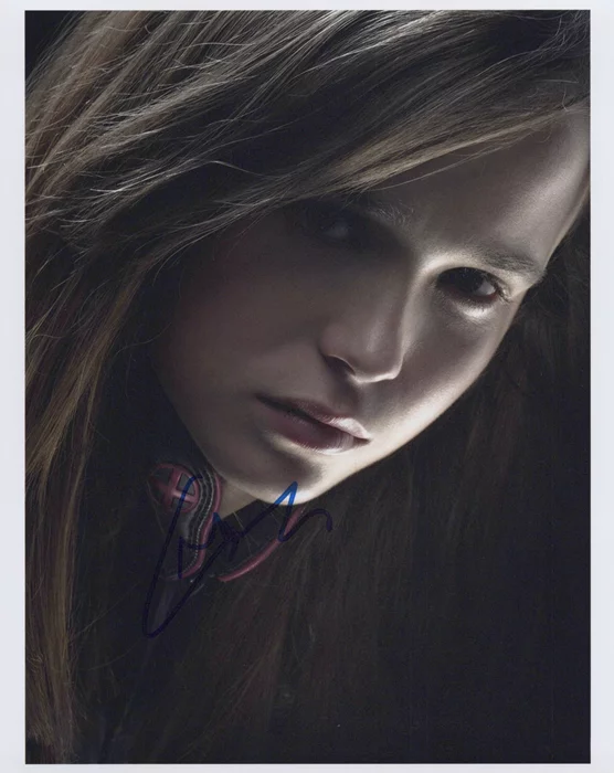 Ellen Page autograph