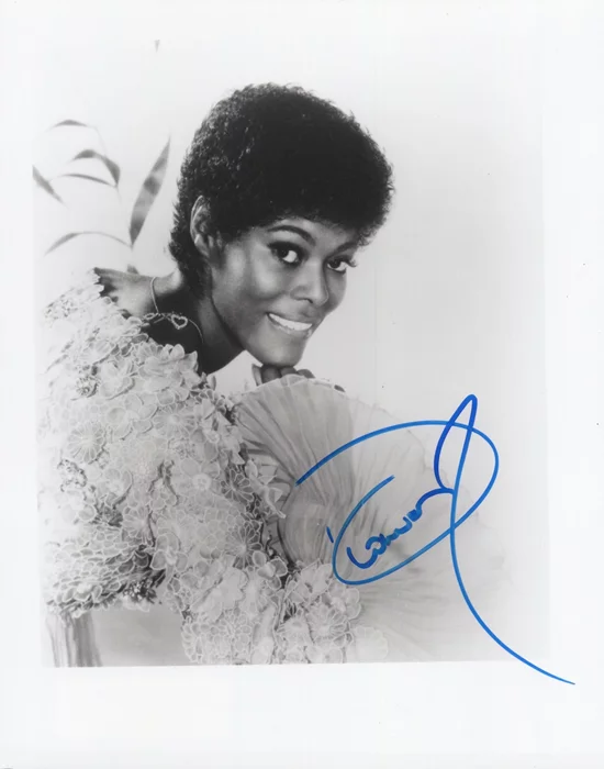 Dionne Warwick autograph