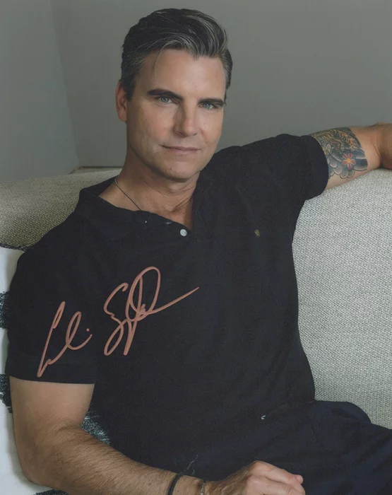 Colin Egglesfield autograph