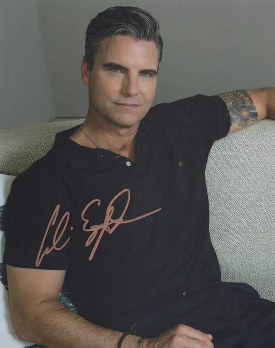 Colin Egglesfield autograph