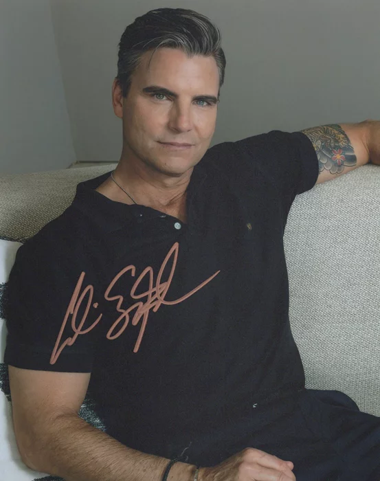 Colin Egglesfield autograph