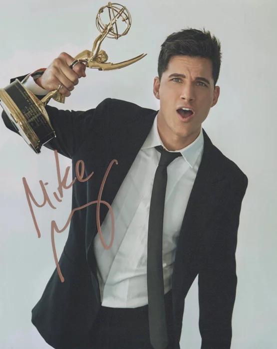 Mike Manning autograph