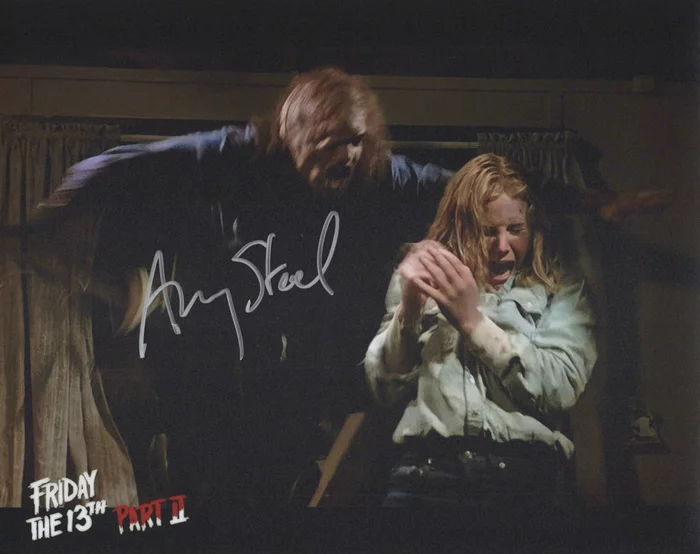 Amy Steel autograph