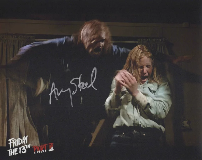 Amy Steel autograph