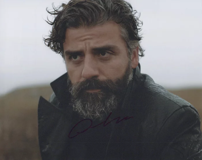 Oscar Isaac autograph