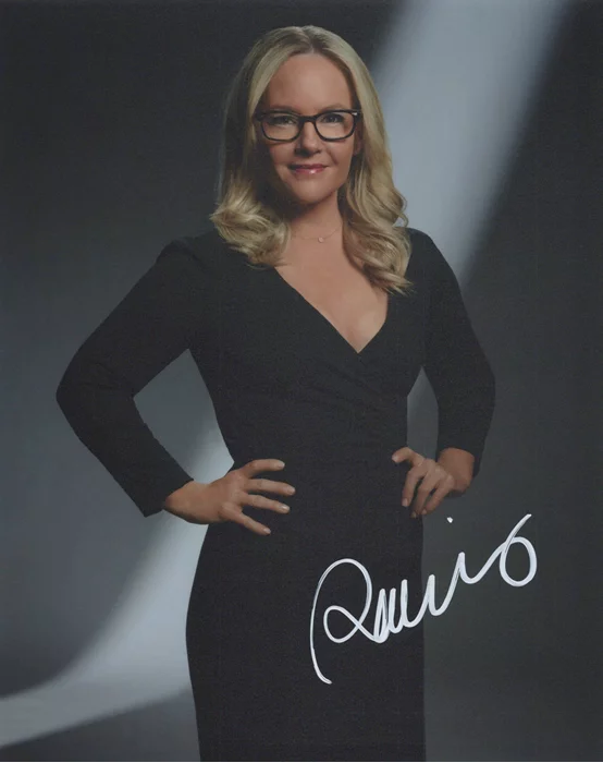 Rachael Harris autograph