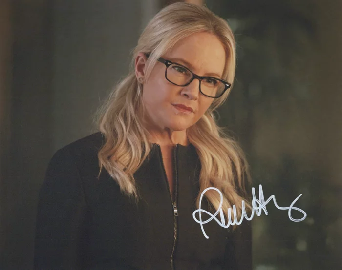 Rachael Harris autograph