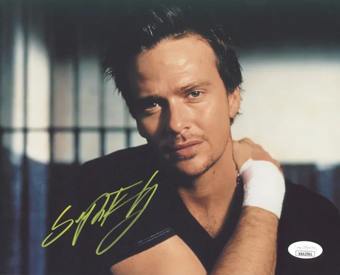 Sean Patrick Flanery autograph