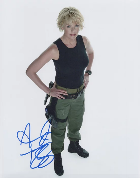 Amanda Tapping autograph