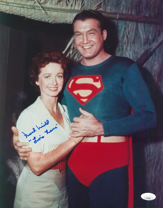 Noel Neill autograph