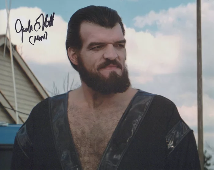 Jack O'Halloran autograph