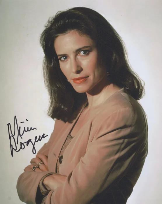 Mimi Rogers autograph