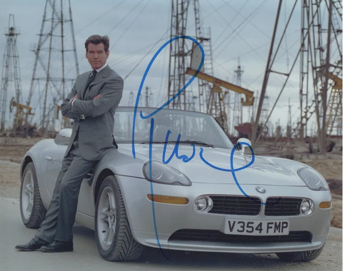 Pierce Brosnan autograph