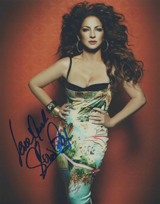 Gloria Estefan autograph