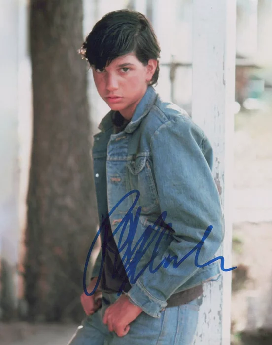 Ralph Macchio autograph