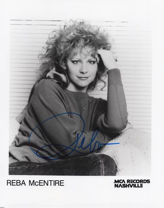 Reba McEntire autograph