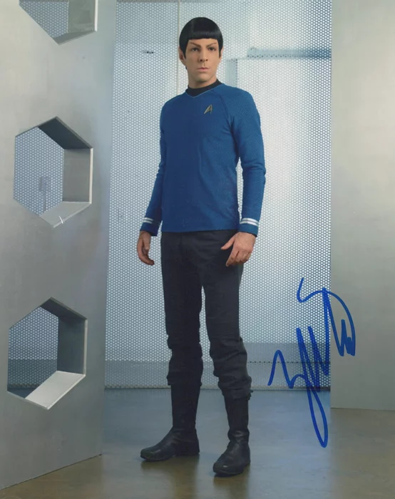 Zachary Quinto autograph