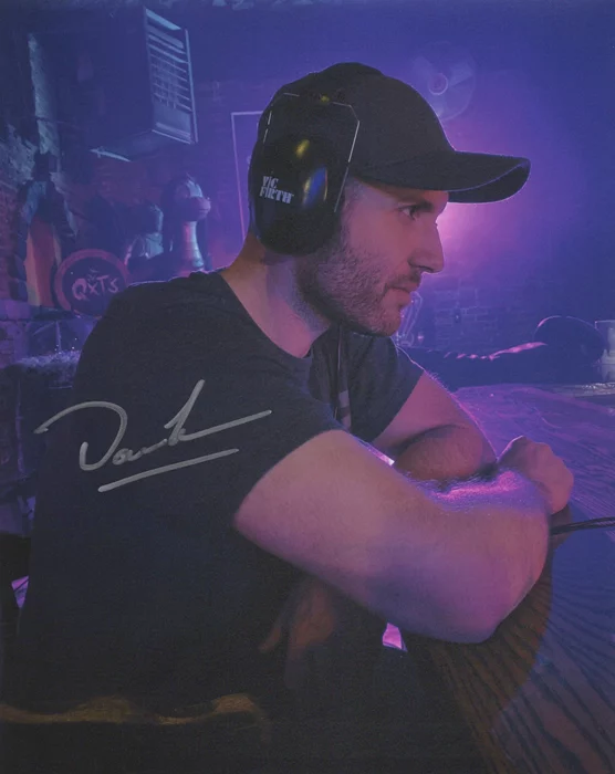 Damien Leone autograph
