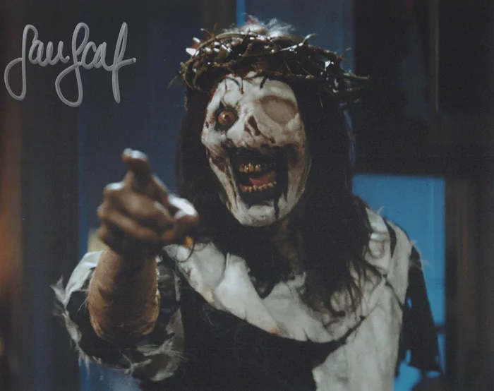 Samantha Scaffidi autograph