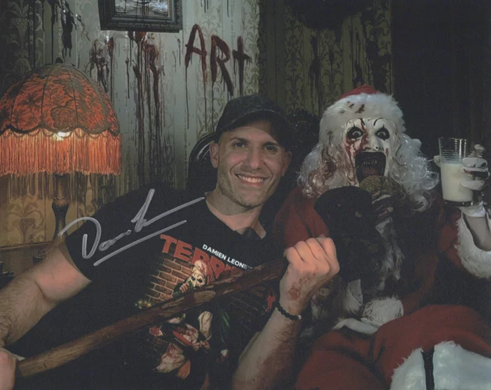 Damien Leone autograph