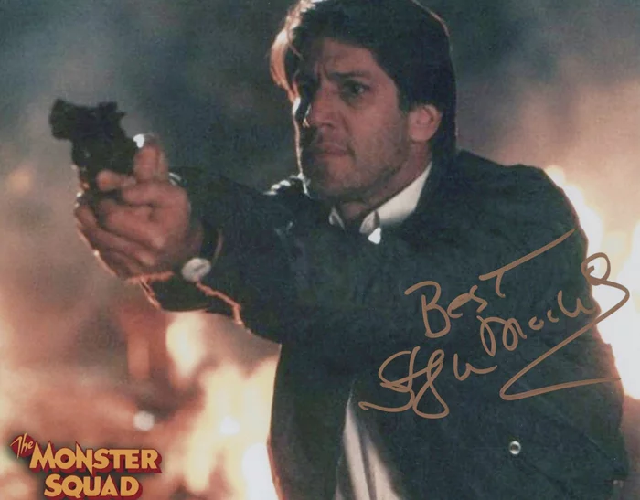 Stephen Macht autograph