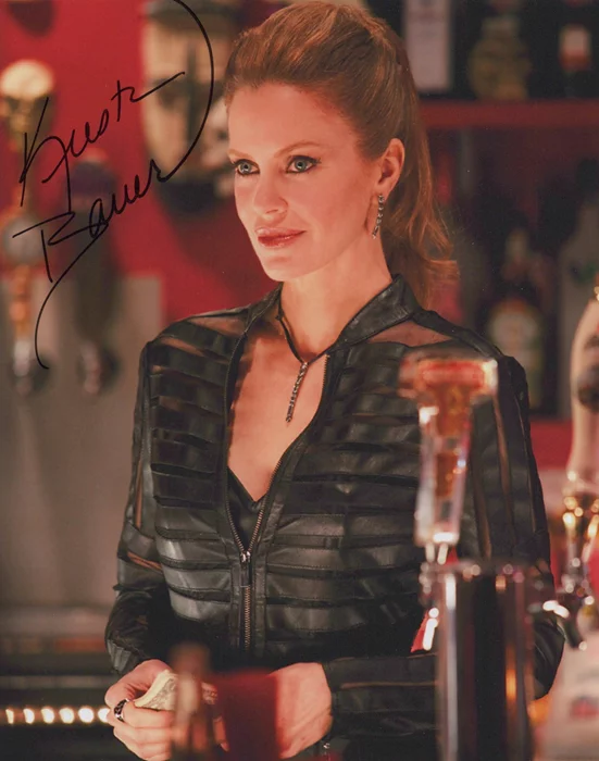 Kristin Bauer autograph