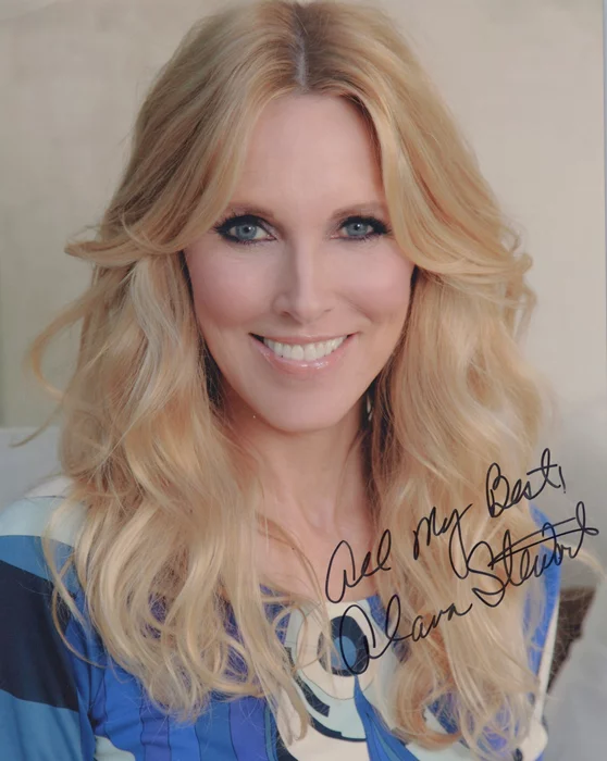 Alana Stewart autograph
