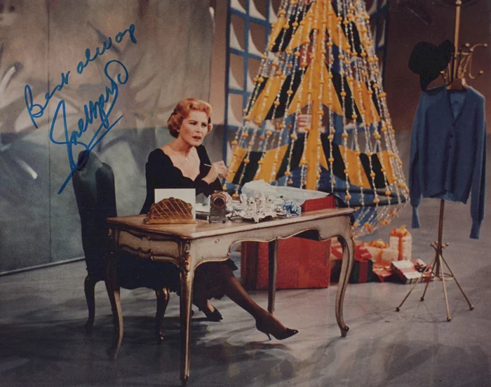 Rose Marie autograph