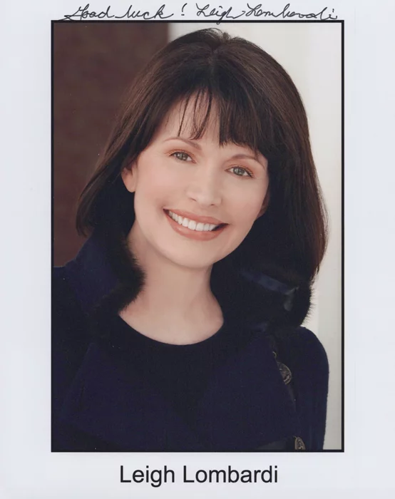 Leigh Lombardi autograph