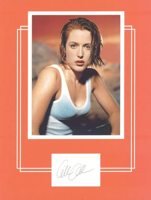 Gillian Anderson autograph