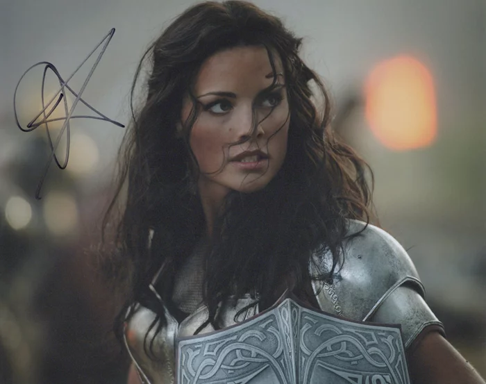 Jaimie Alexander autograph
