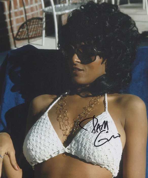 Pam Grier autograph