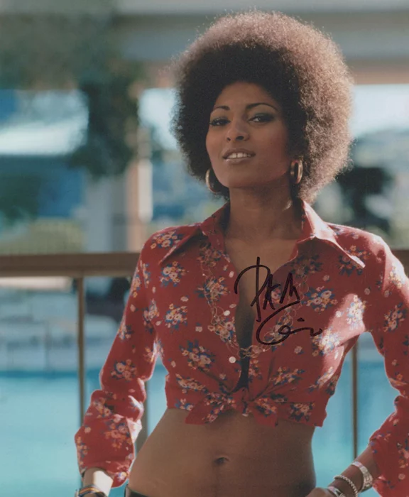Pam Grier autograph