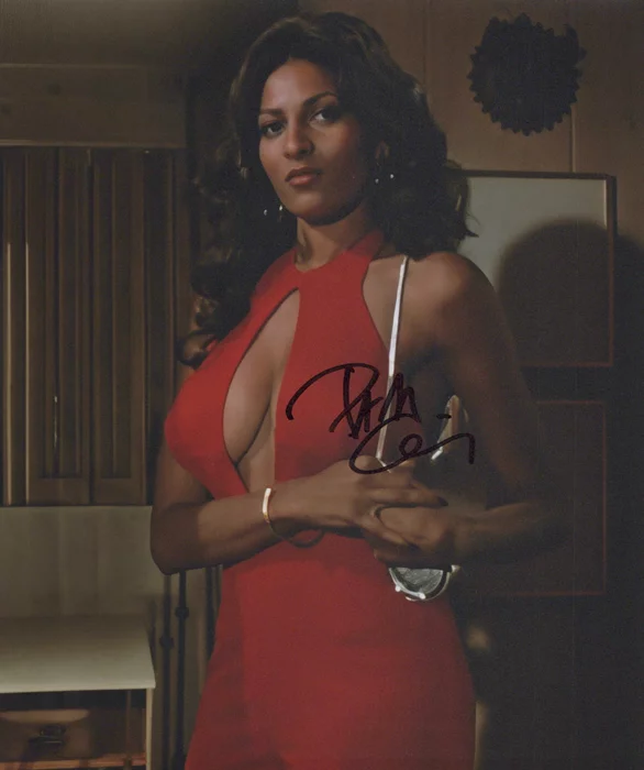 Pam Grier autograph