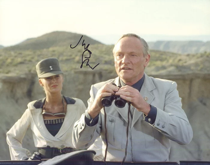 Julian Glover autograph