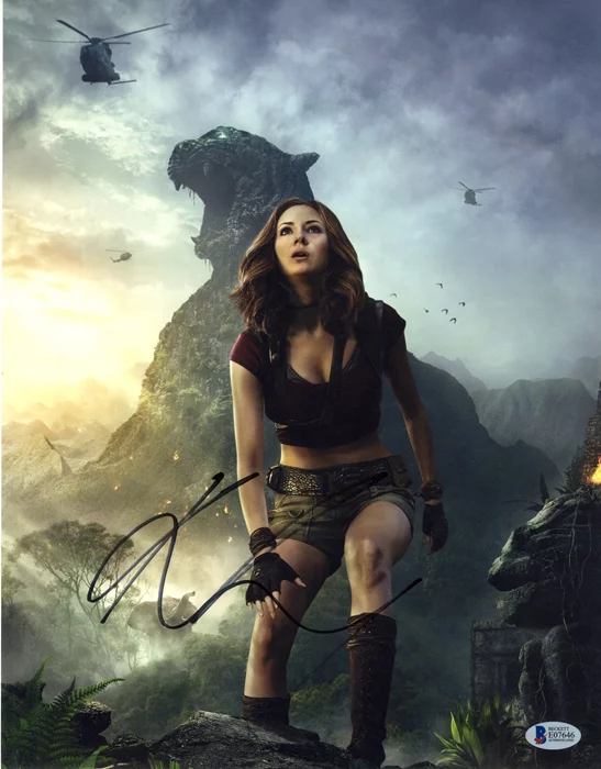 Karen Gillan autograph