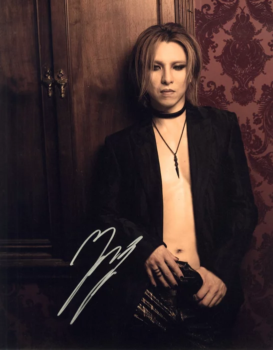 Yoshiki autograph
