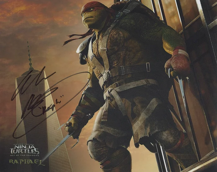 Alan  Ritchson autograph